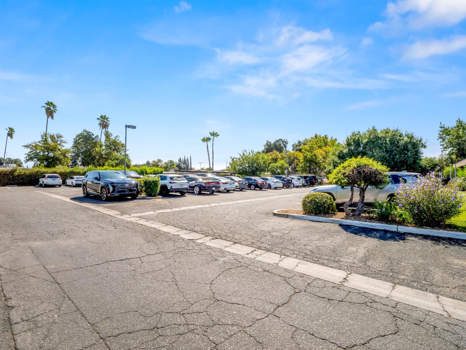 3040 N Fresno St, Fresno, CA 93703