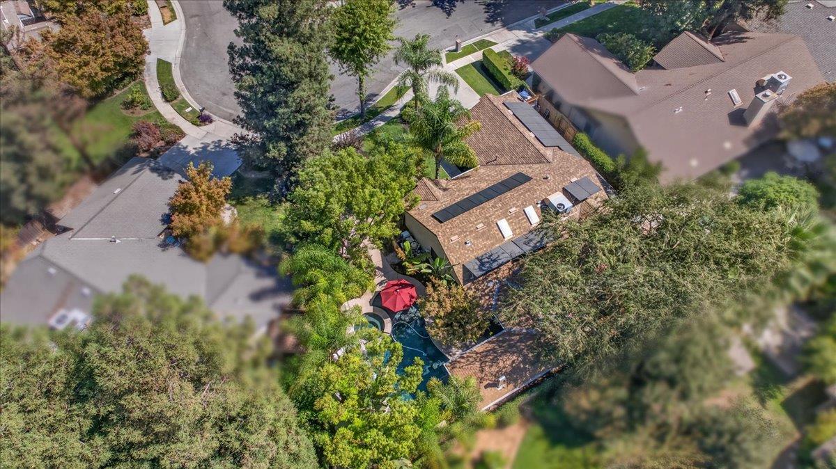 6495 N Vagedes Ave, Fresno, CA 93711