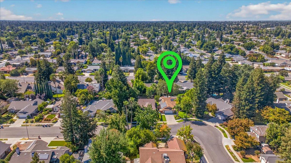 6495 N Vagedes Ave, Fresno, CA 93711