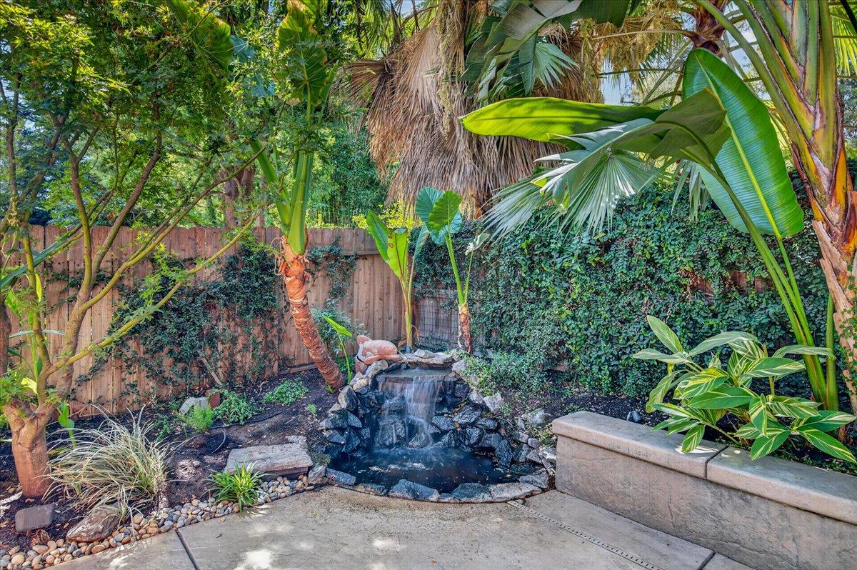 6495 N Vagedes Ave, Fresno, CA 93711