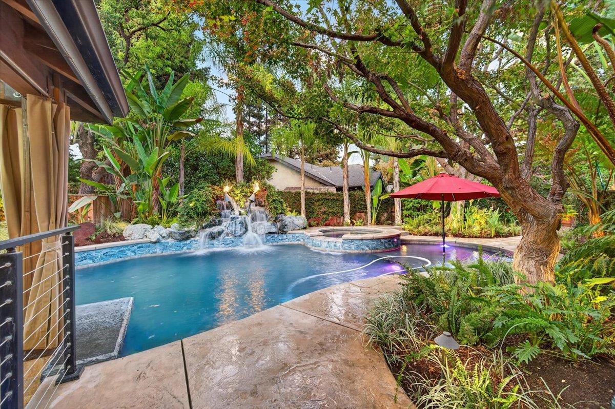 6495 N Vagedes Ave, Fresno, CA 93711