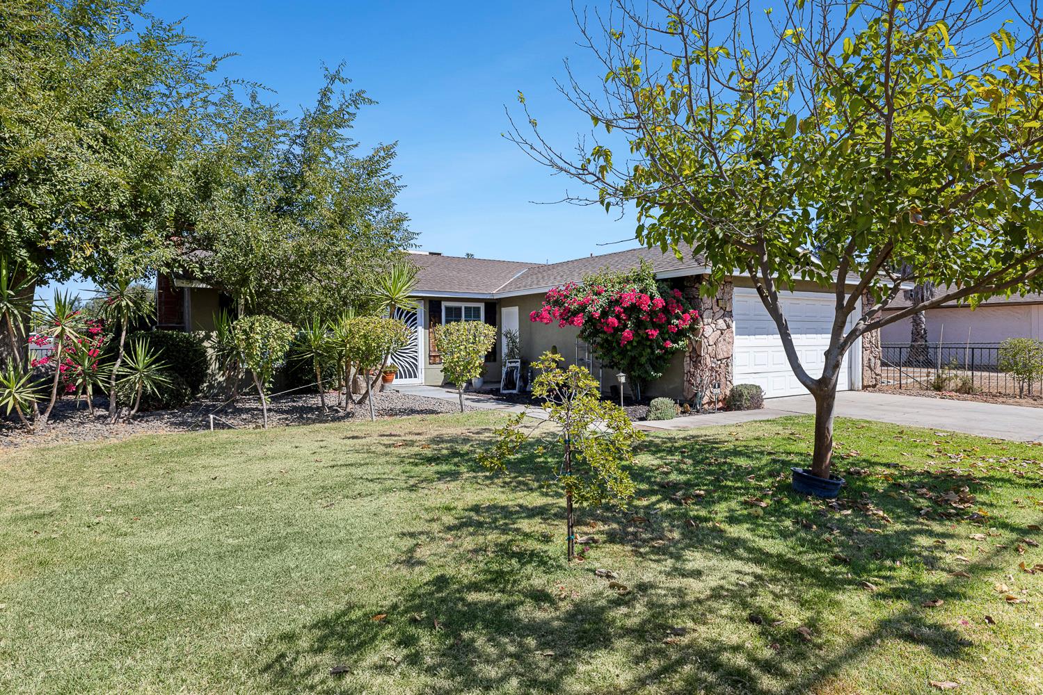 1301 Kennedy, Madera, CA 93638