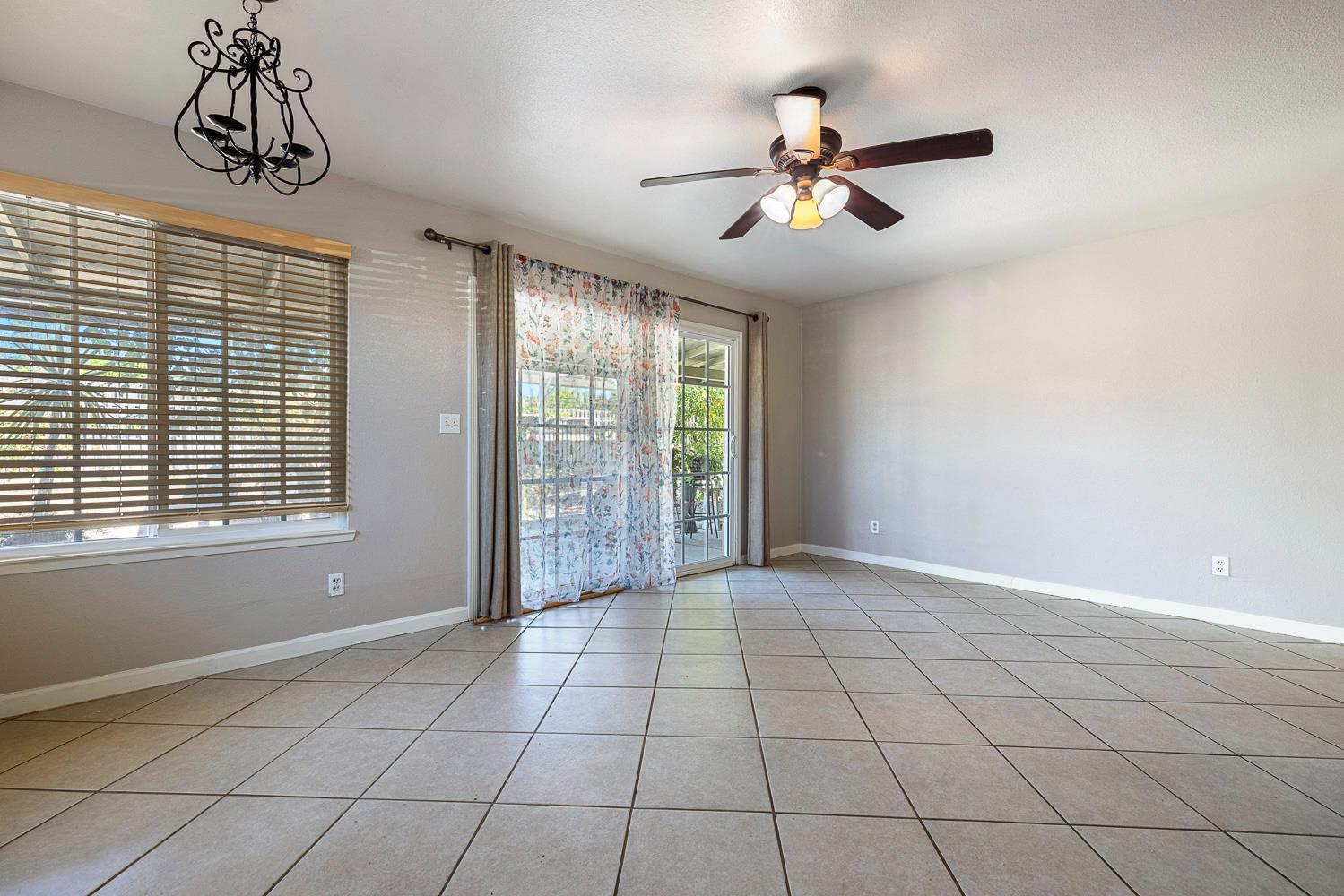 1301 Kennedy, Madera, CA 93638