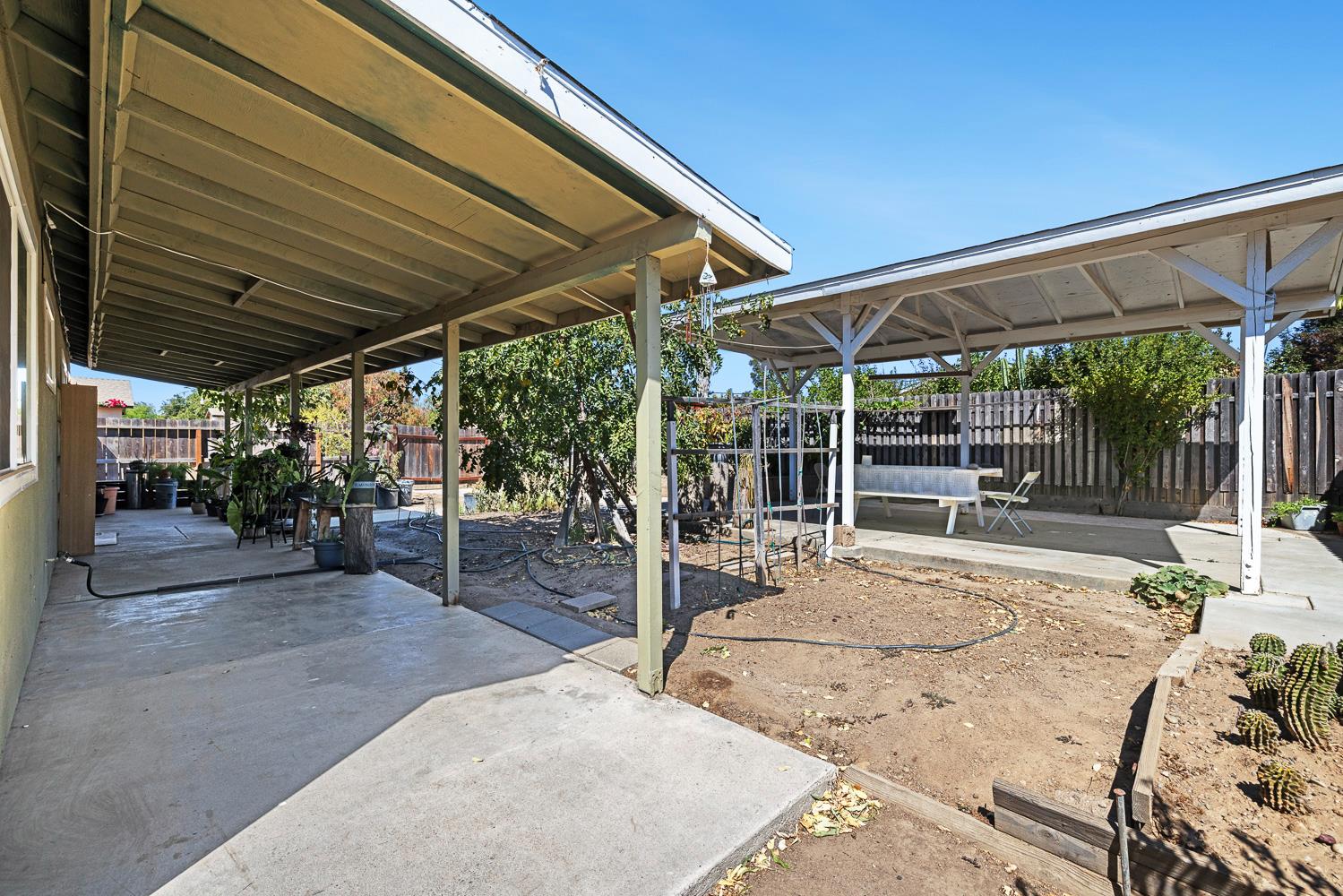 1301 Kennedy, Madera, CA 93638