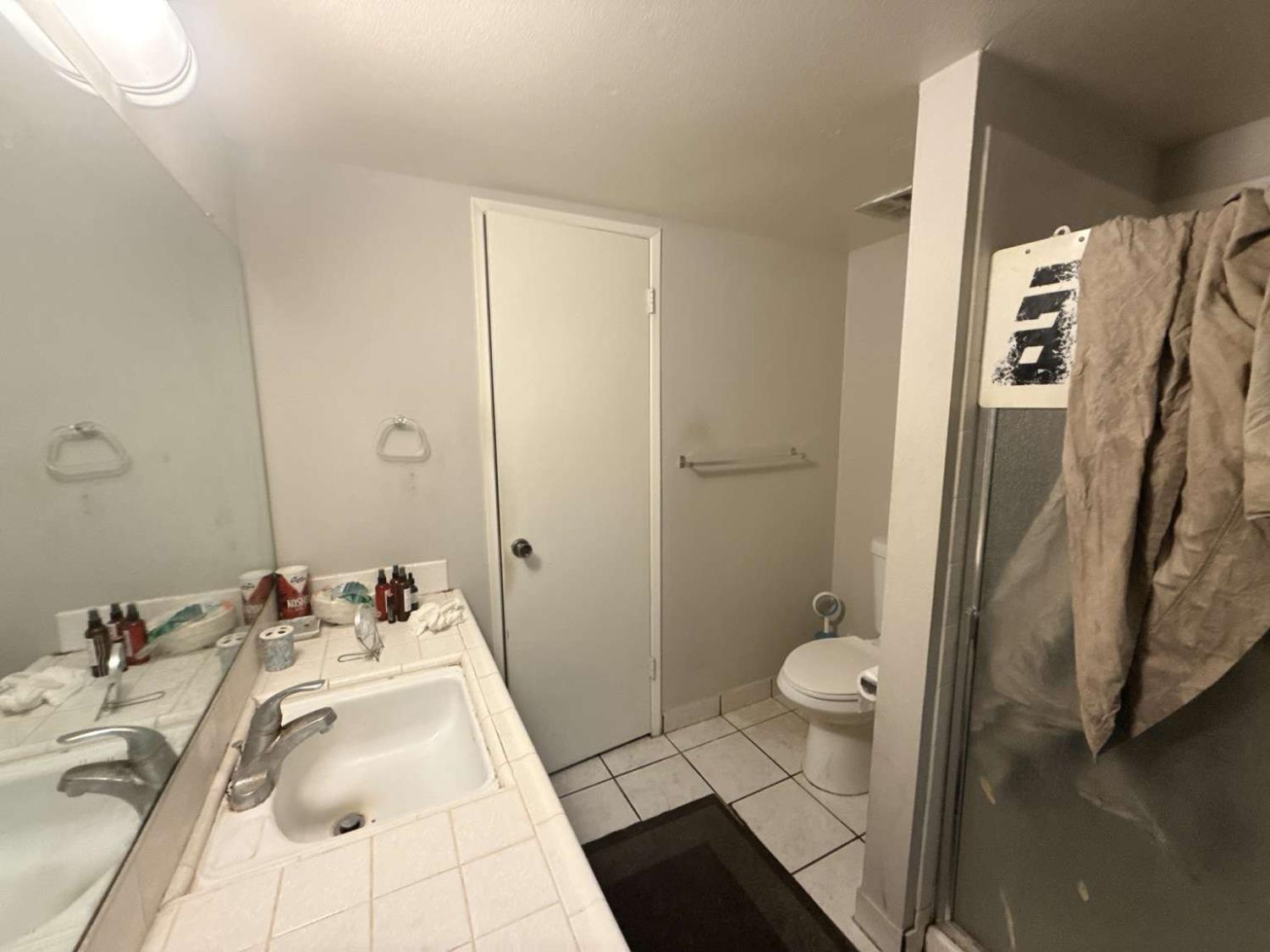 4919 N Millbrook Ave #116, Fresno, CA 93726