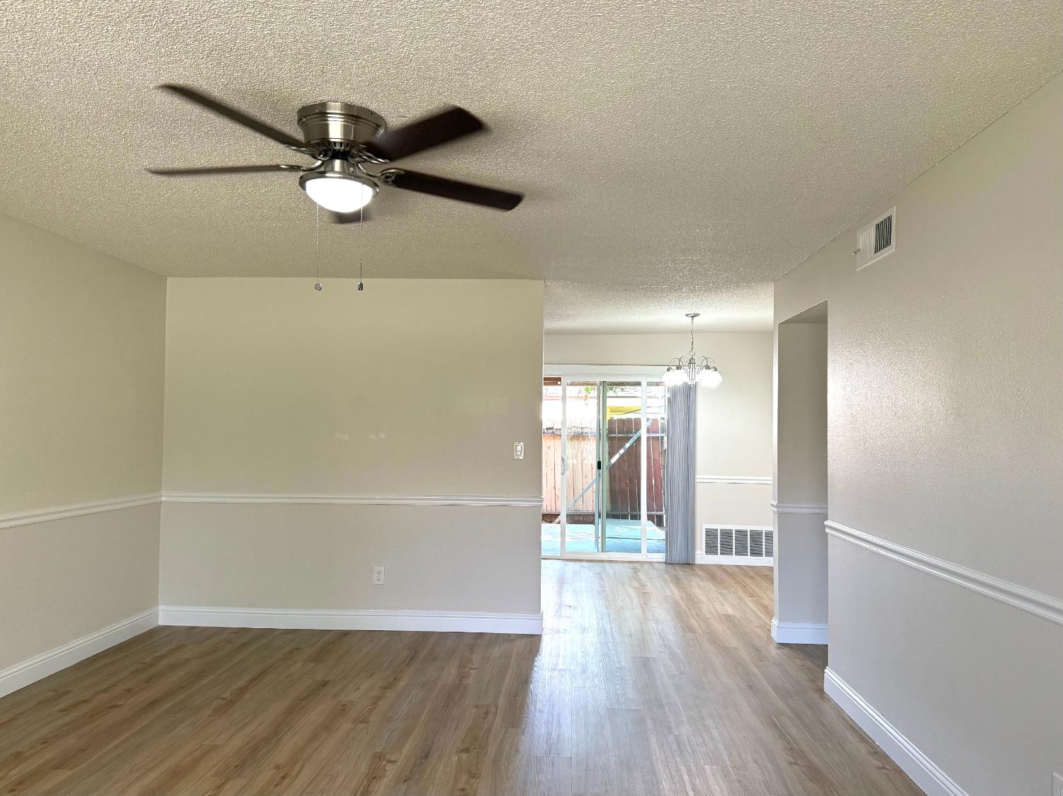 3725 N Fruit Ave #C, Fresno, CA 93705