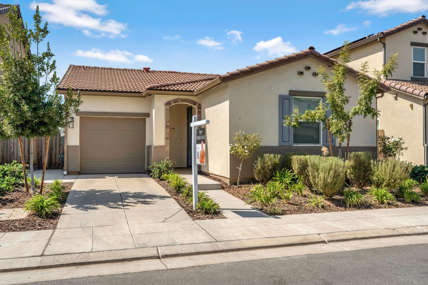 310 Talus Way S, Madera, CA 93636