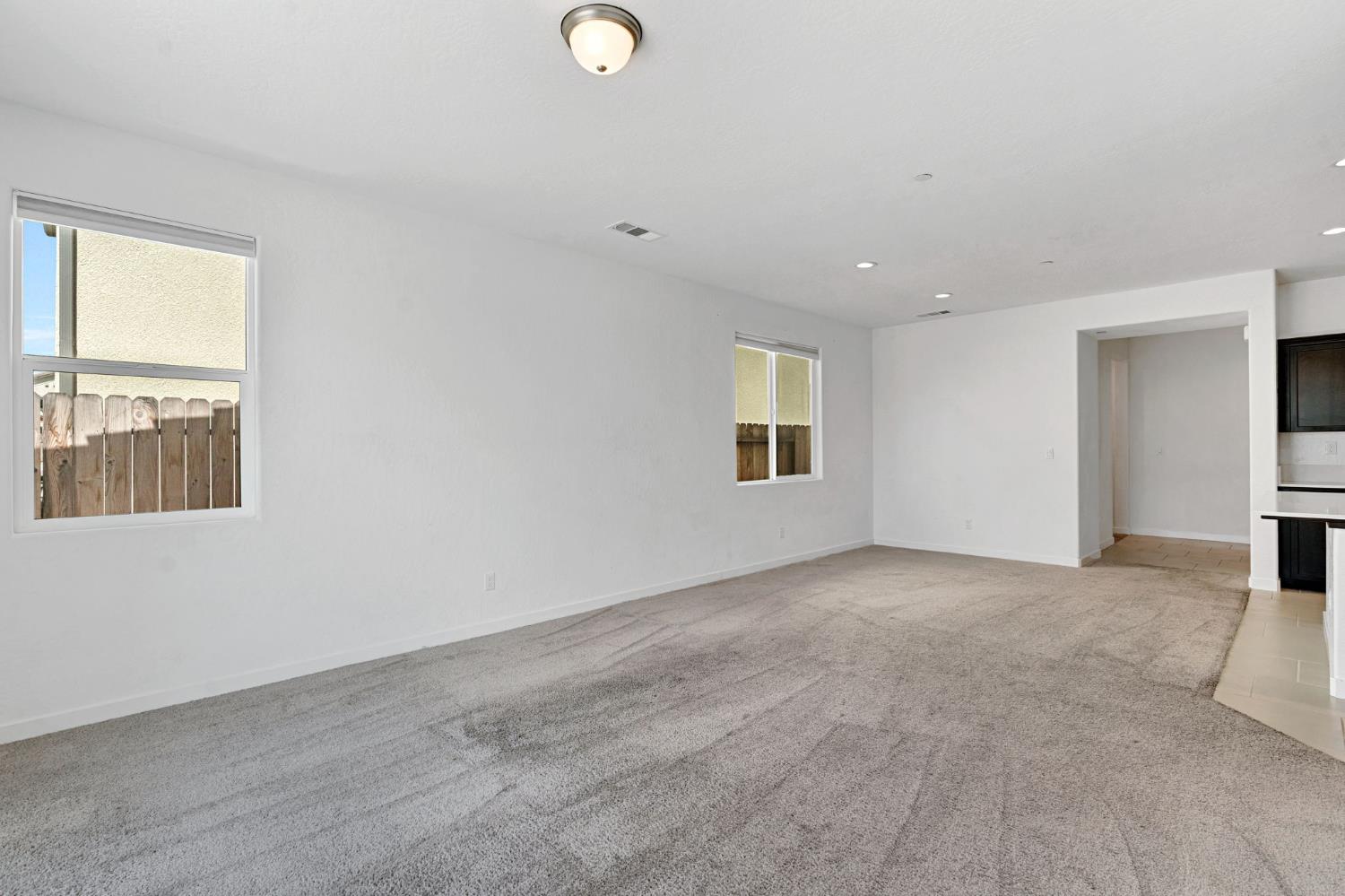 310 Talus Way S, Madera, CA 93636