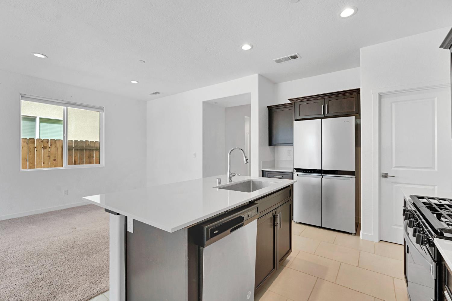 310 Talus Way S, Madera, CA 93636
