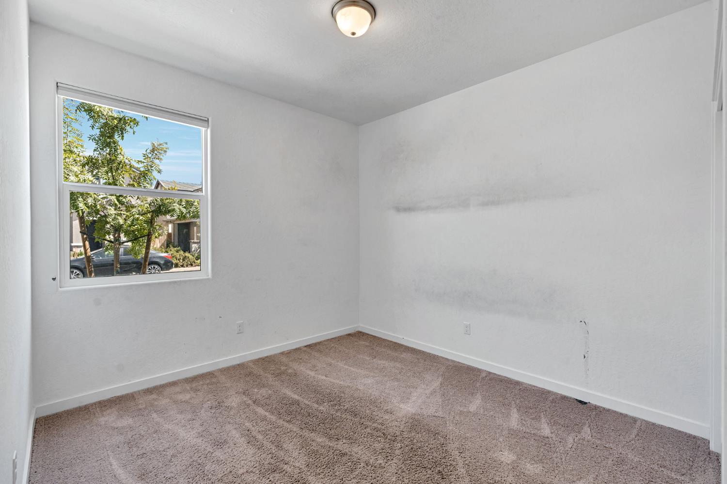 310 Talus Way S, Madera, CA 93636