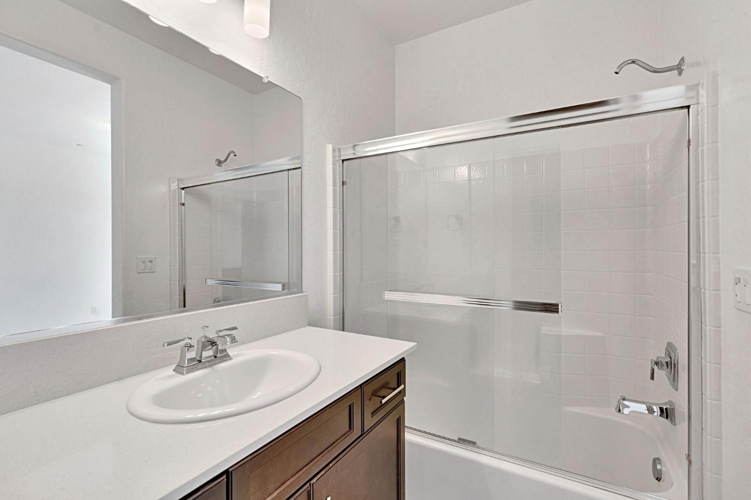 310 Talus Way S, Madera, CA 93636
