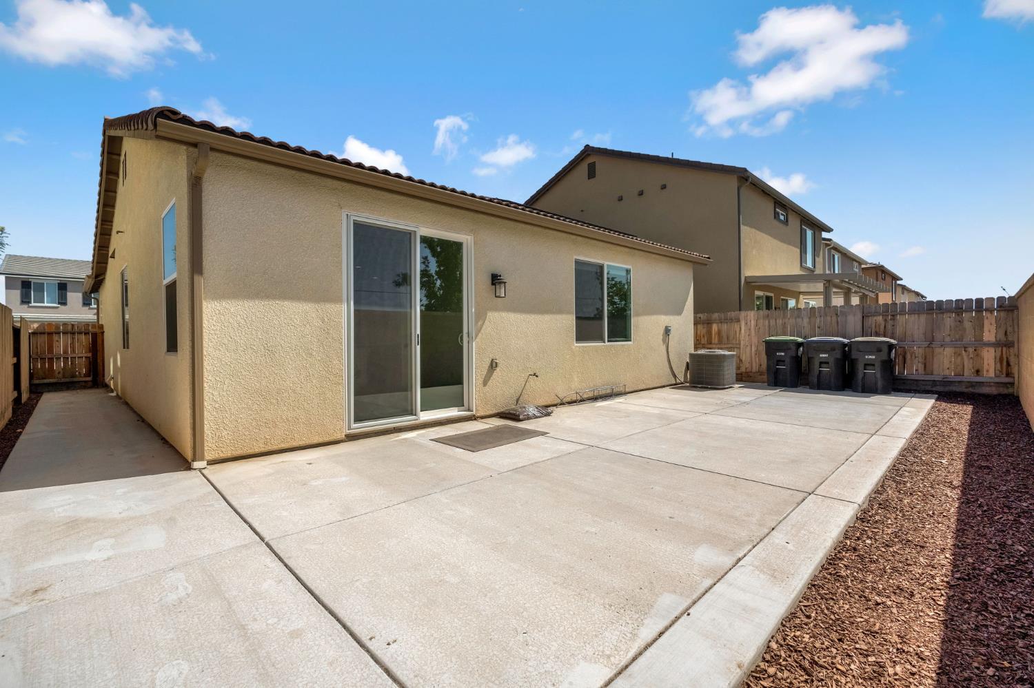 310 Talus Way S, Madera, CA 93636