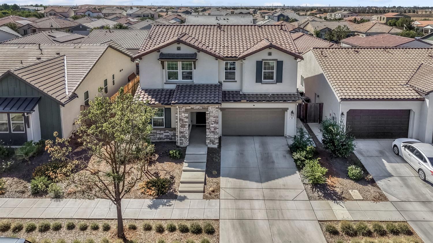 534 Laurel Crest Ave, Madera, CA 93636