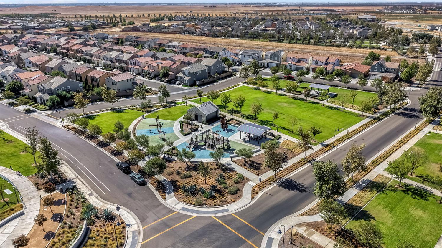 534 Laurel Crest Ave, Madera, CA 93636