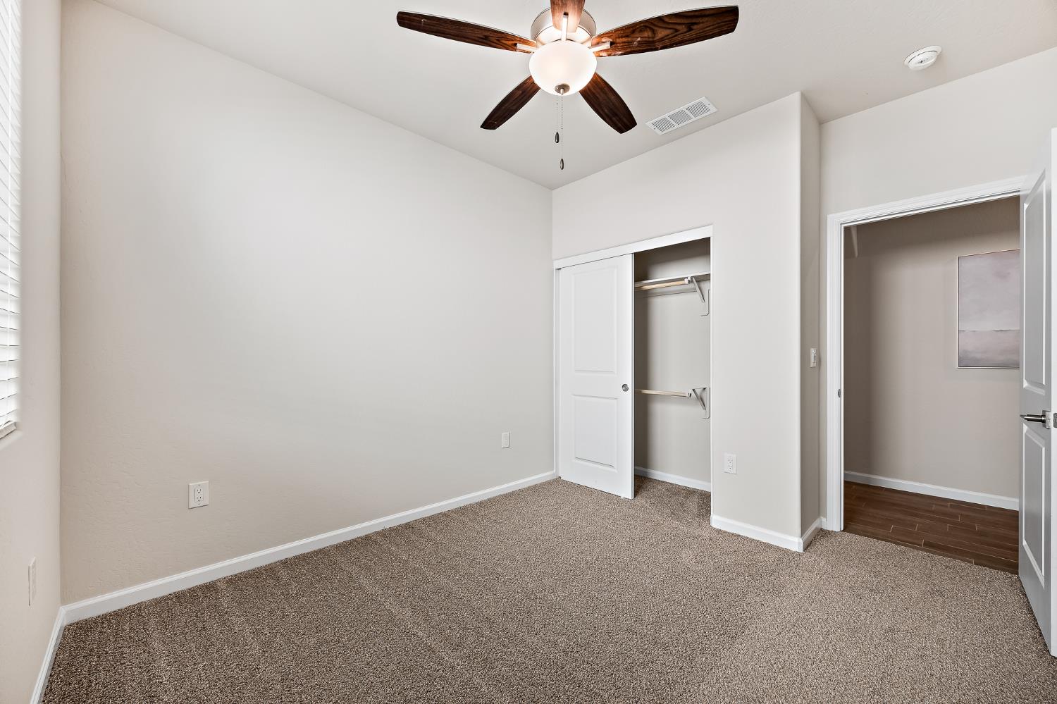 7138 W Ashcroft Ave, Fresno, CA 93723