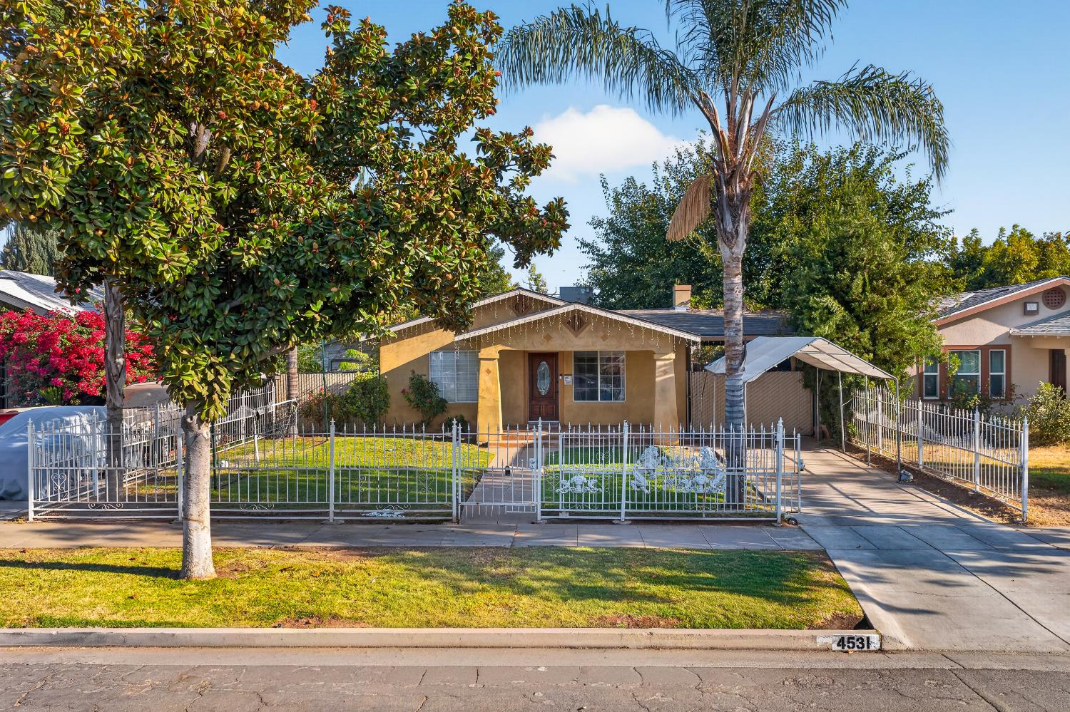 4531 E Illinois Ave, Fresno, CA 93702