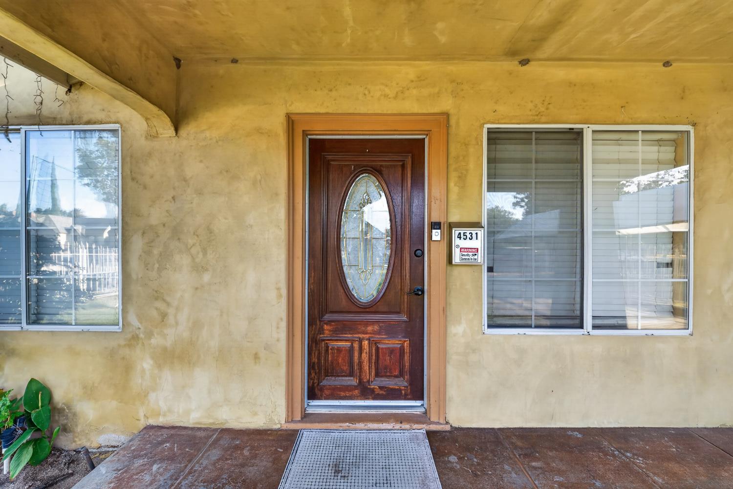 4531 E Illinois Ave, Fresno, CA 93702