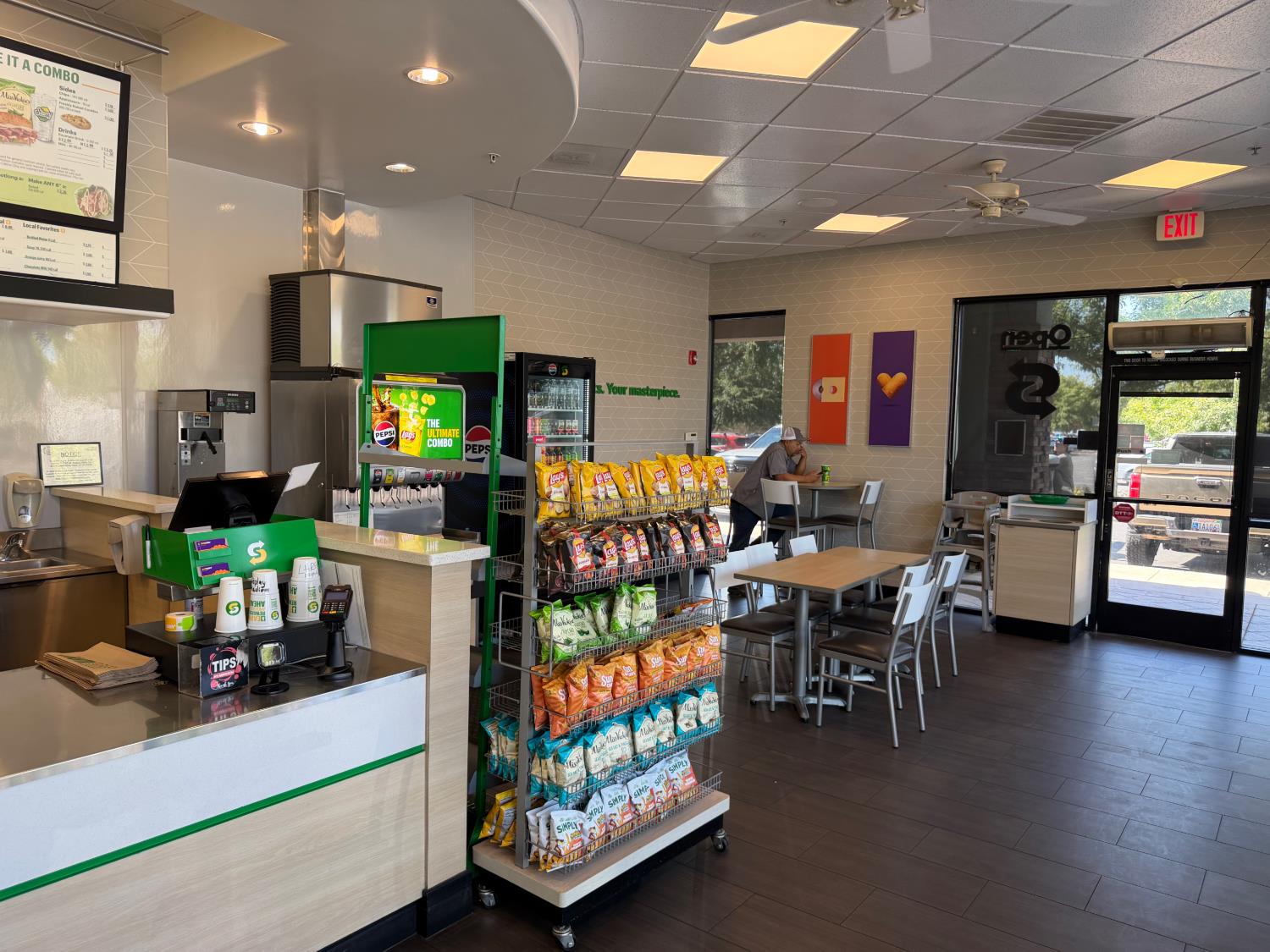 1195 Herndon Ave Ave, Fresno, CA 93612