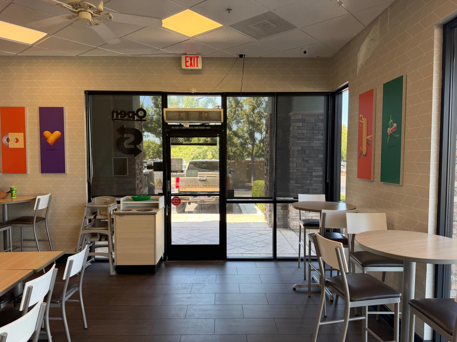 1195 Herndon Ave Ave, Fresno, CA 93612