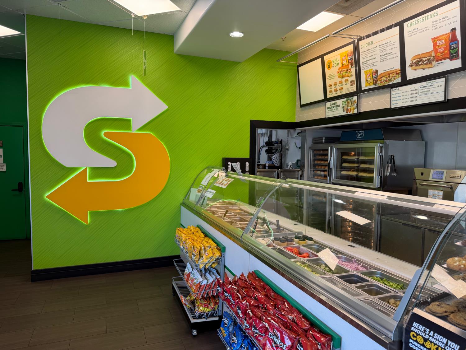 1195 Herndon Ave Ave, Fresno, CA 93612