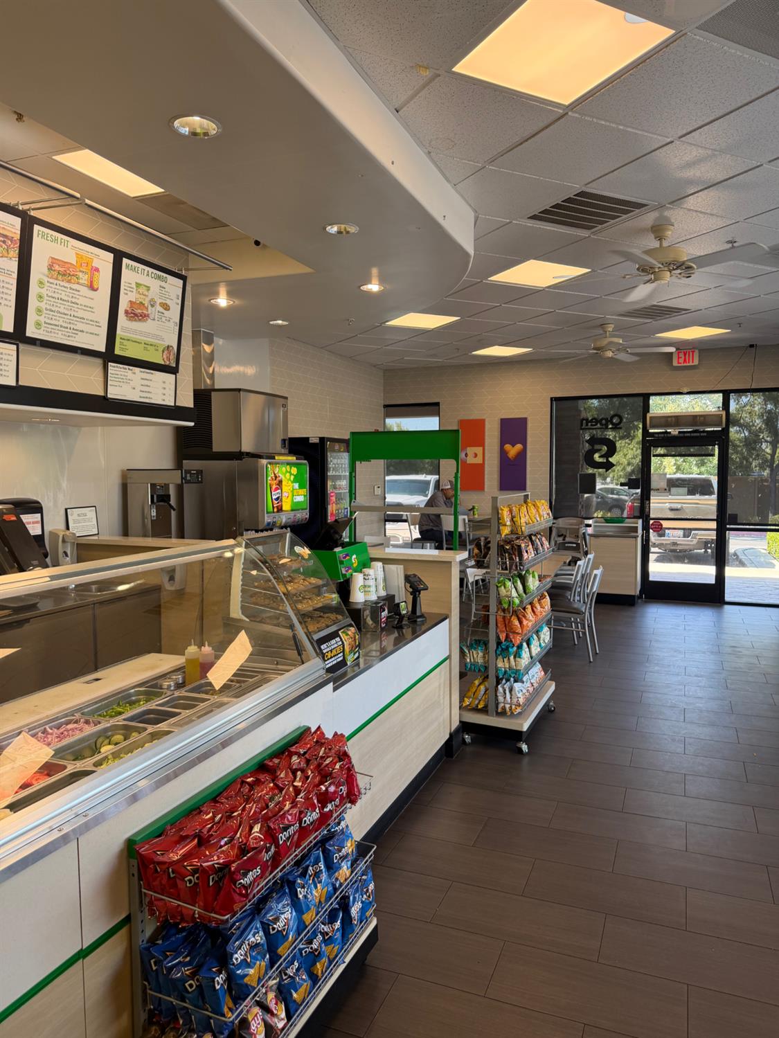 1195 Herndon Ave Ave, Fresno, CA 93612