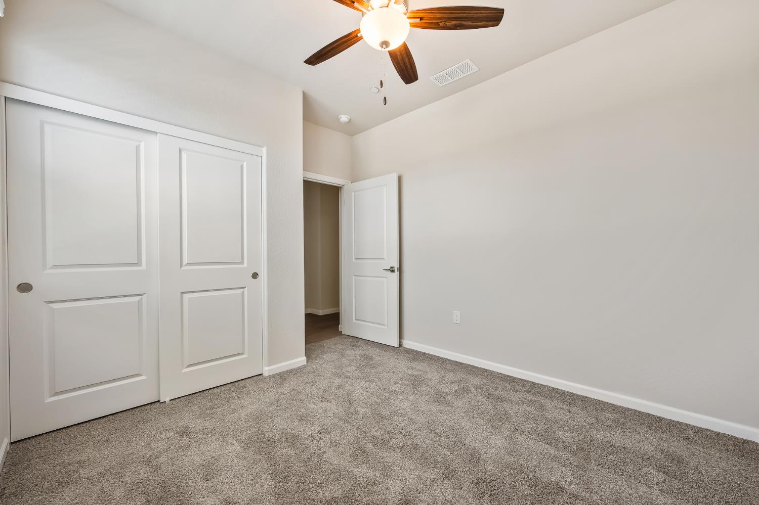 4182 N Tisha Ave, Fresno, CA 93723