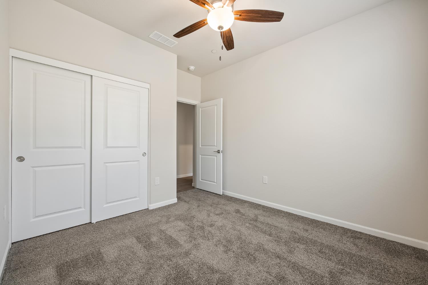 4182 N Tisha Ave, Fresno, CA 93723