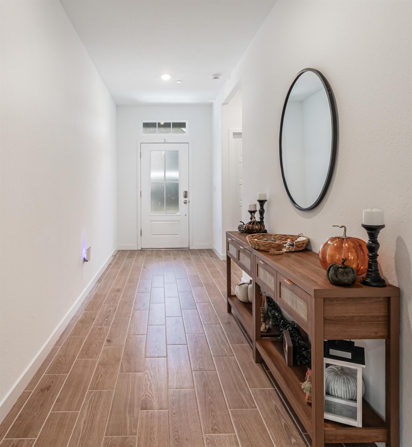 5869 E Alexander, Fresno, CA 93727