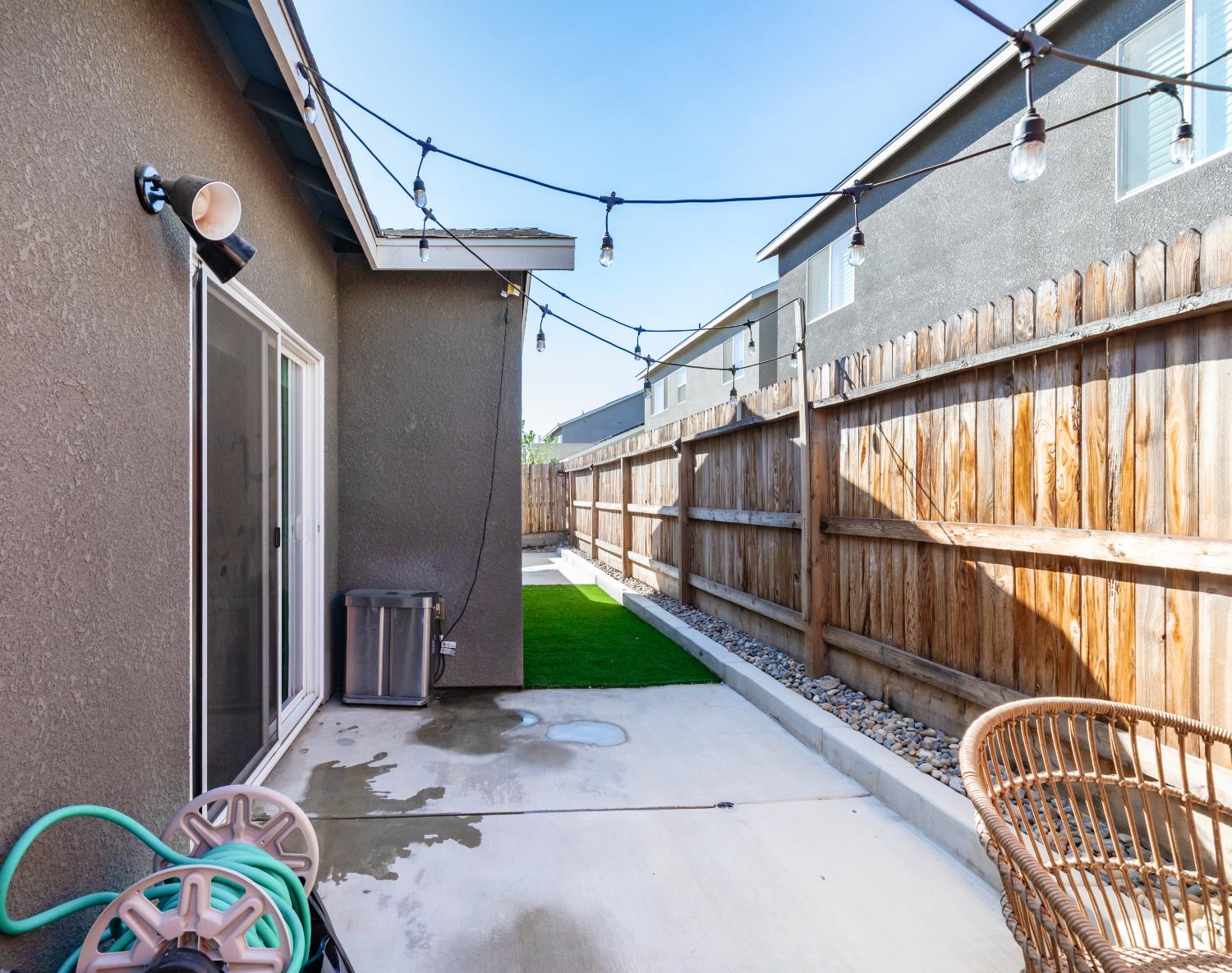 5869 E Alexander, Fresno, CA 93727