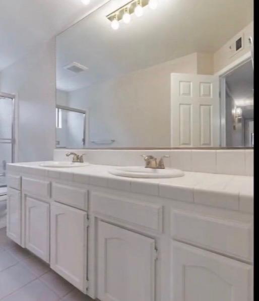 6510 N State Ave, Fresno, CA 93722