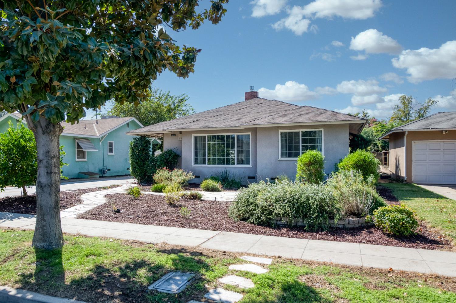 146 E Garland Ave, Fresno, CA 93704