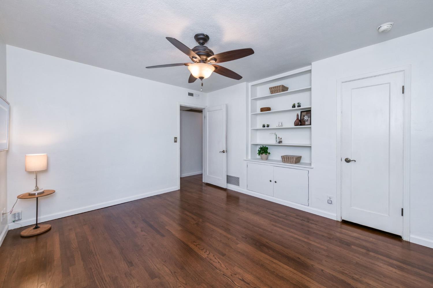 146 E Garland Ave, Fresno, CA 93704