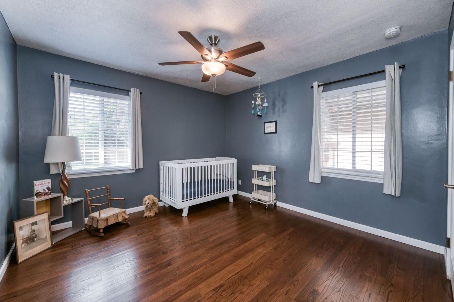 146 E Garland Ave, Fresno, CA 93704