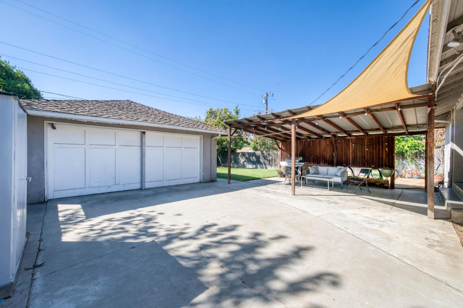 146 E Garland Ave, Fresno, CA 93704