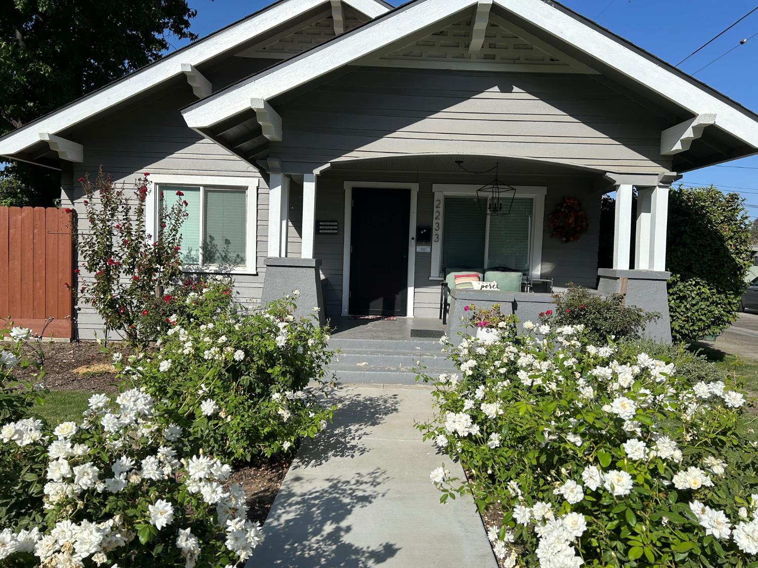 2233 14th Ave, Kingsburg, CA 93631