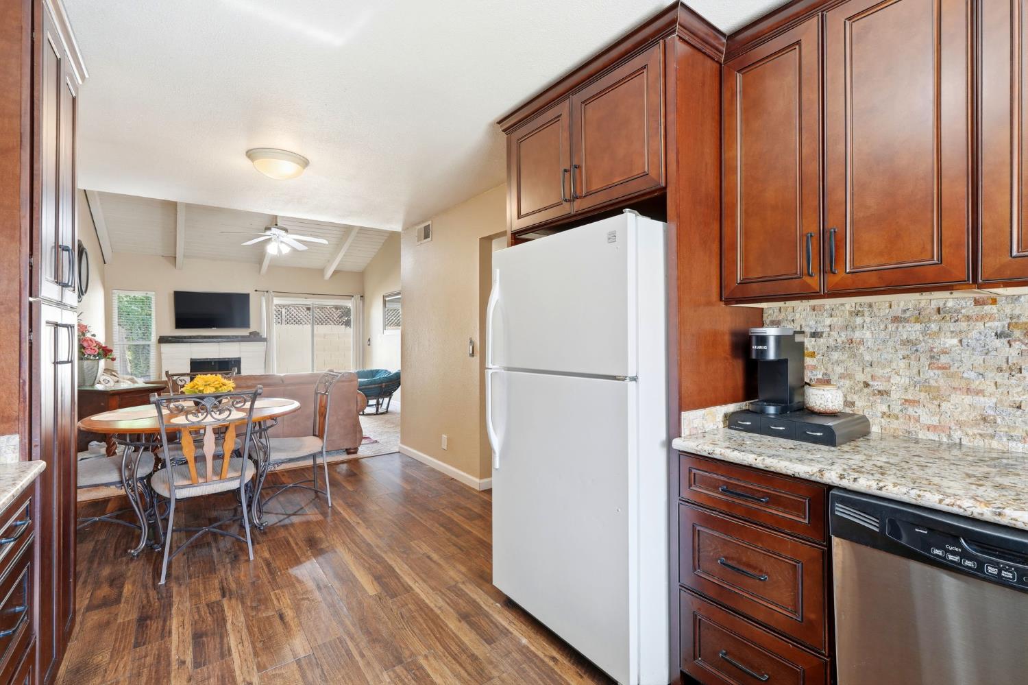 317 W Sierra #107, Fresno, CA 93704