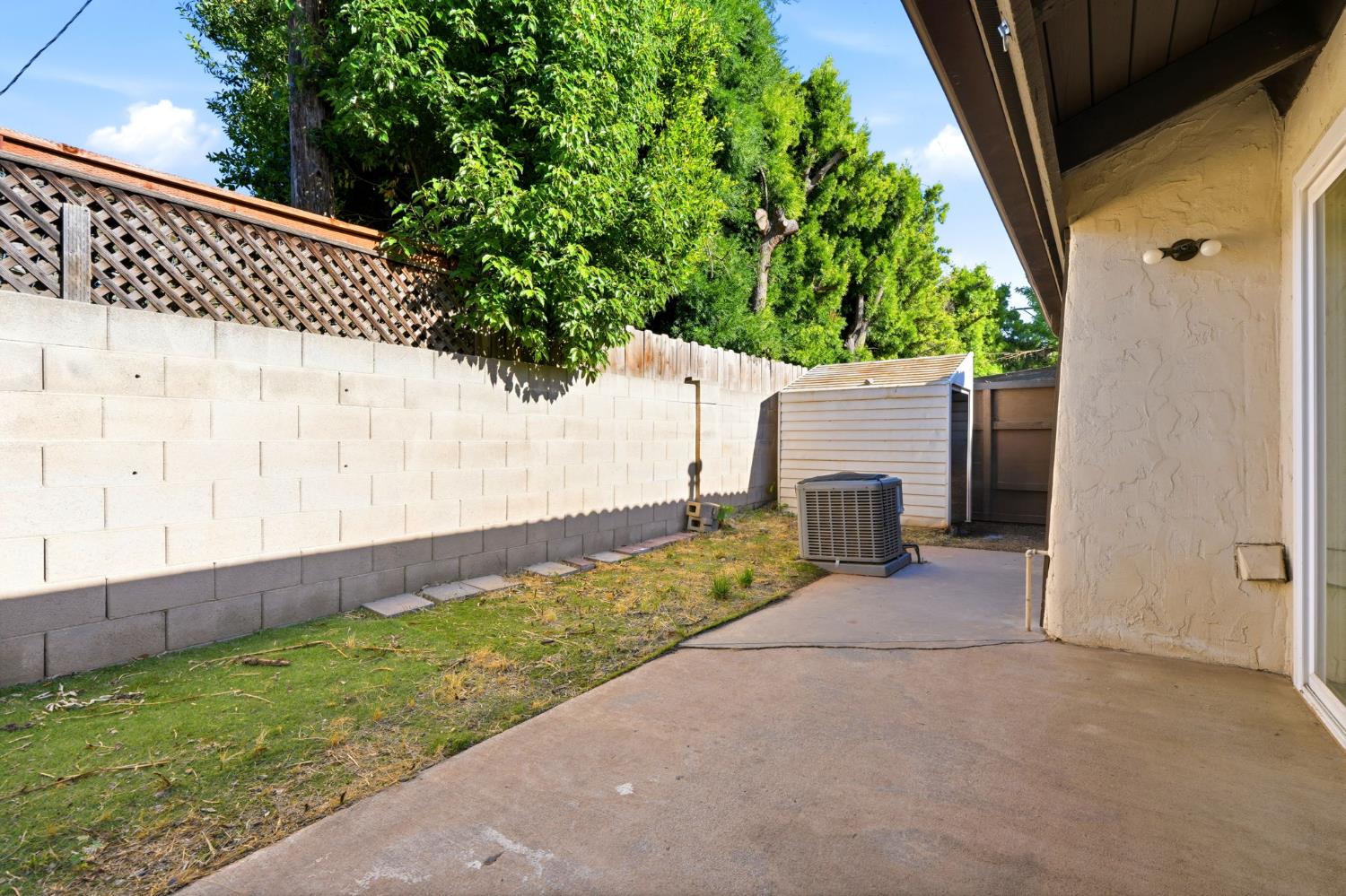 317 W Sierra #107, Fresno, CA 93704