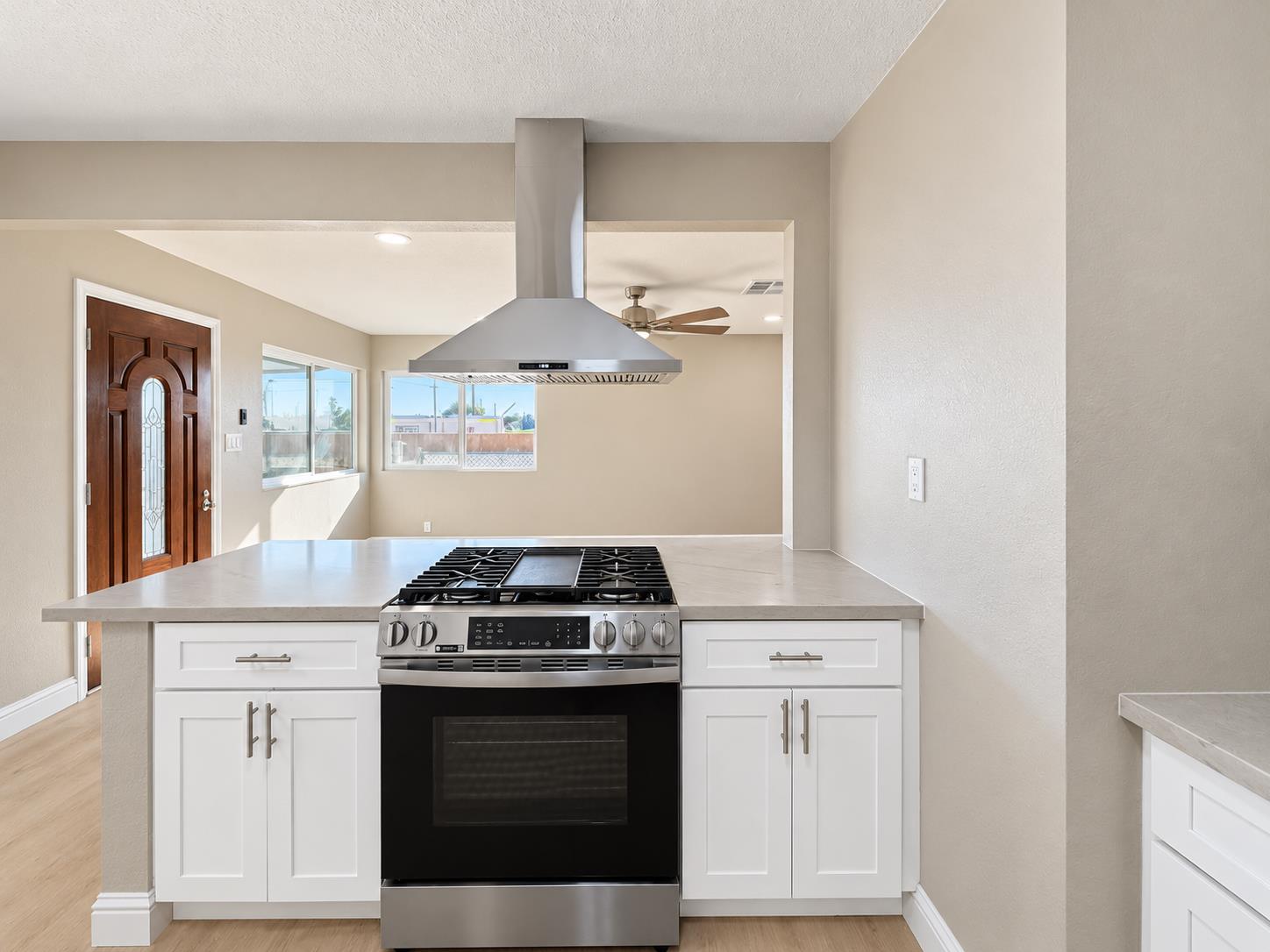 8575 7Th St, San Joaquin, CA 93660