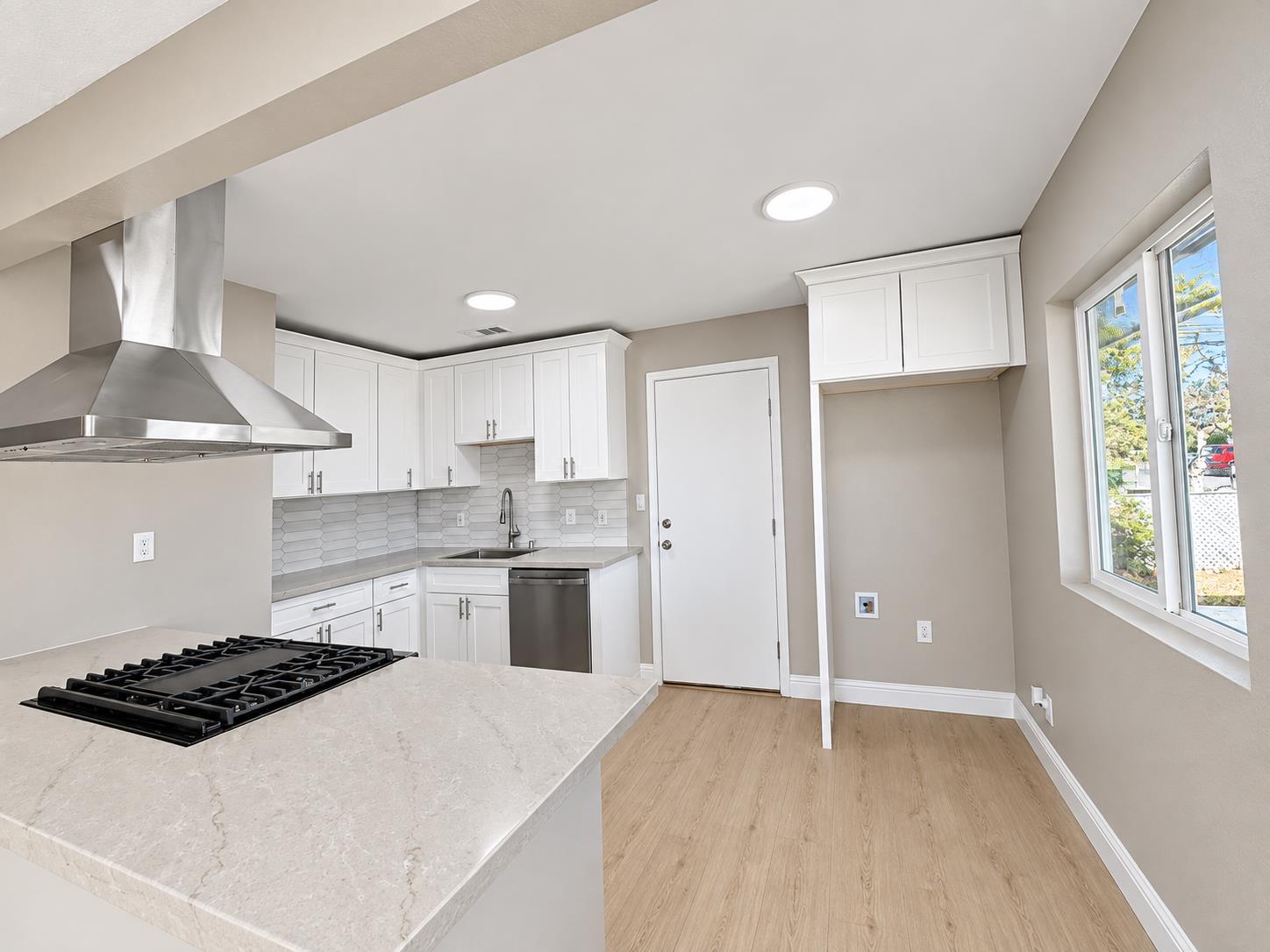 8575 7Th St, San Joaquin, CA 93660