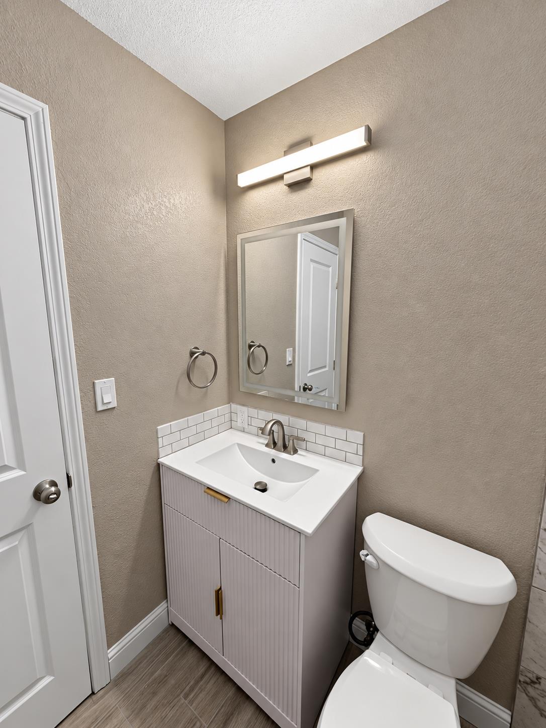 8575 7Th St, San Joaquin, CA 93660