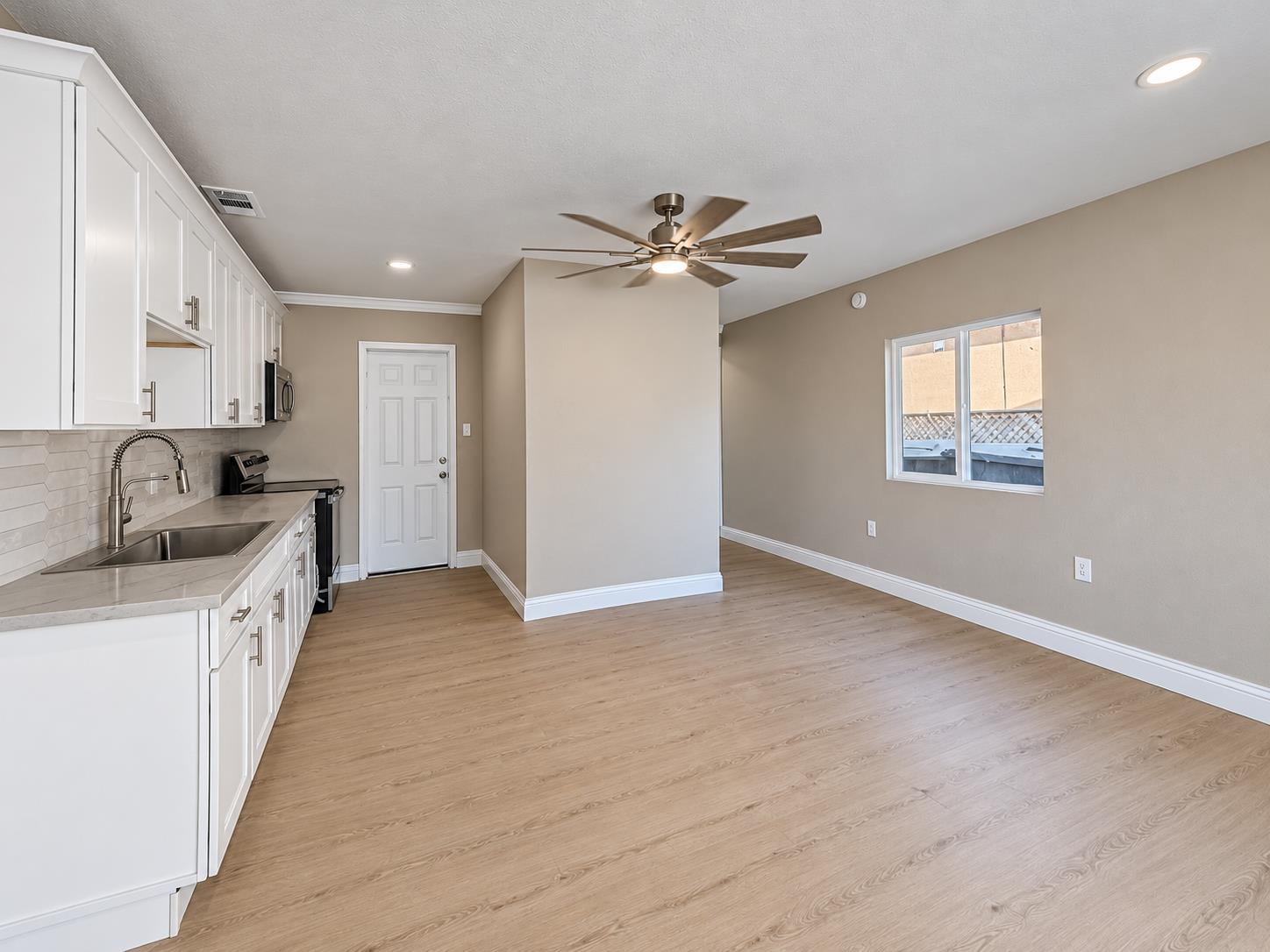 8575 7Th St, San Joaquin, CA 93660