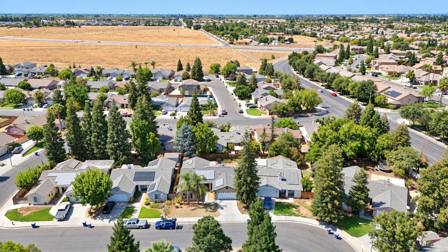 5457 N Ensanada Ave, Fresno, CA 93723