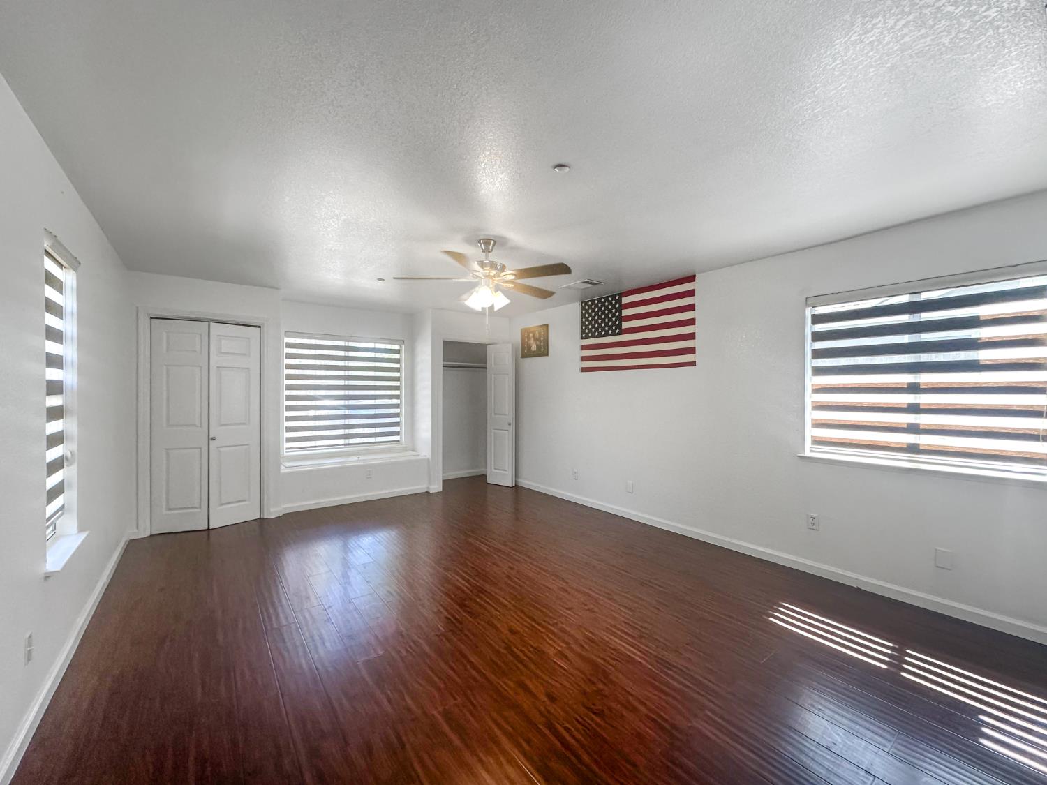 5457 N Ensanada Ave, Fresno, CA 93723