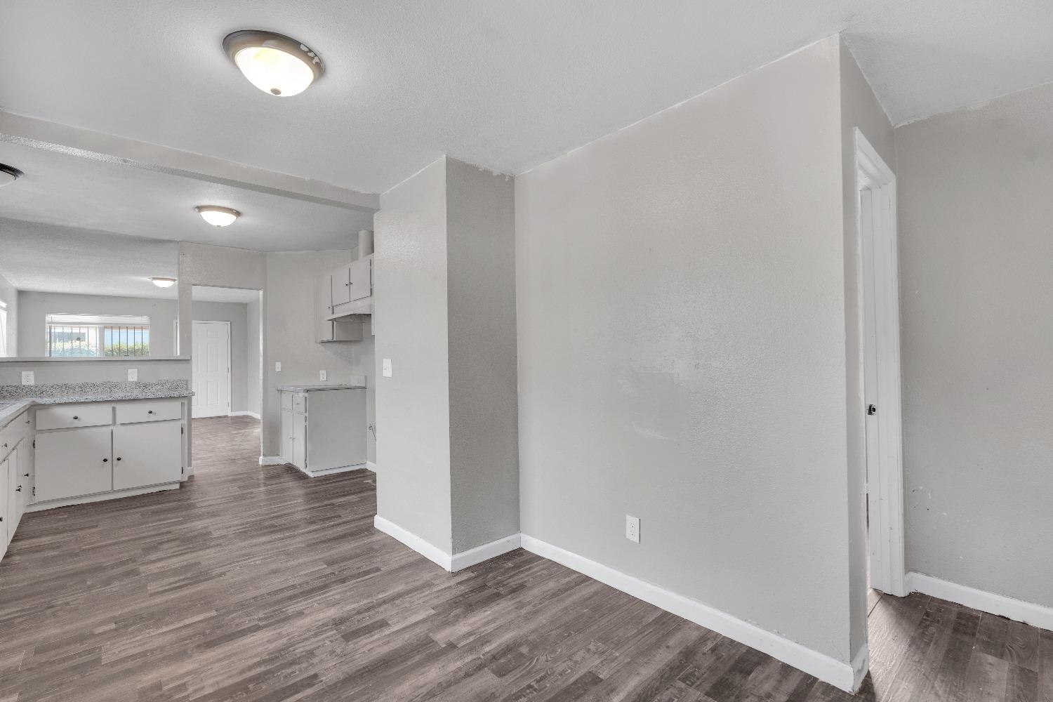 3137 E Townsend Ave, Fresno, CA 93702