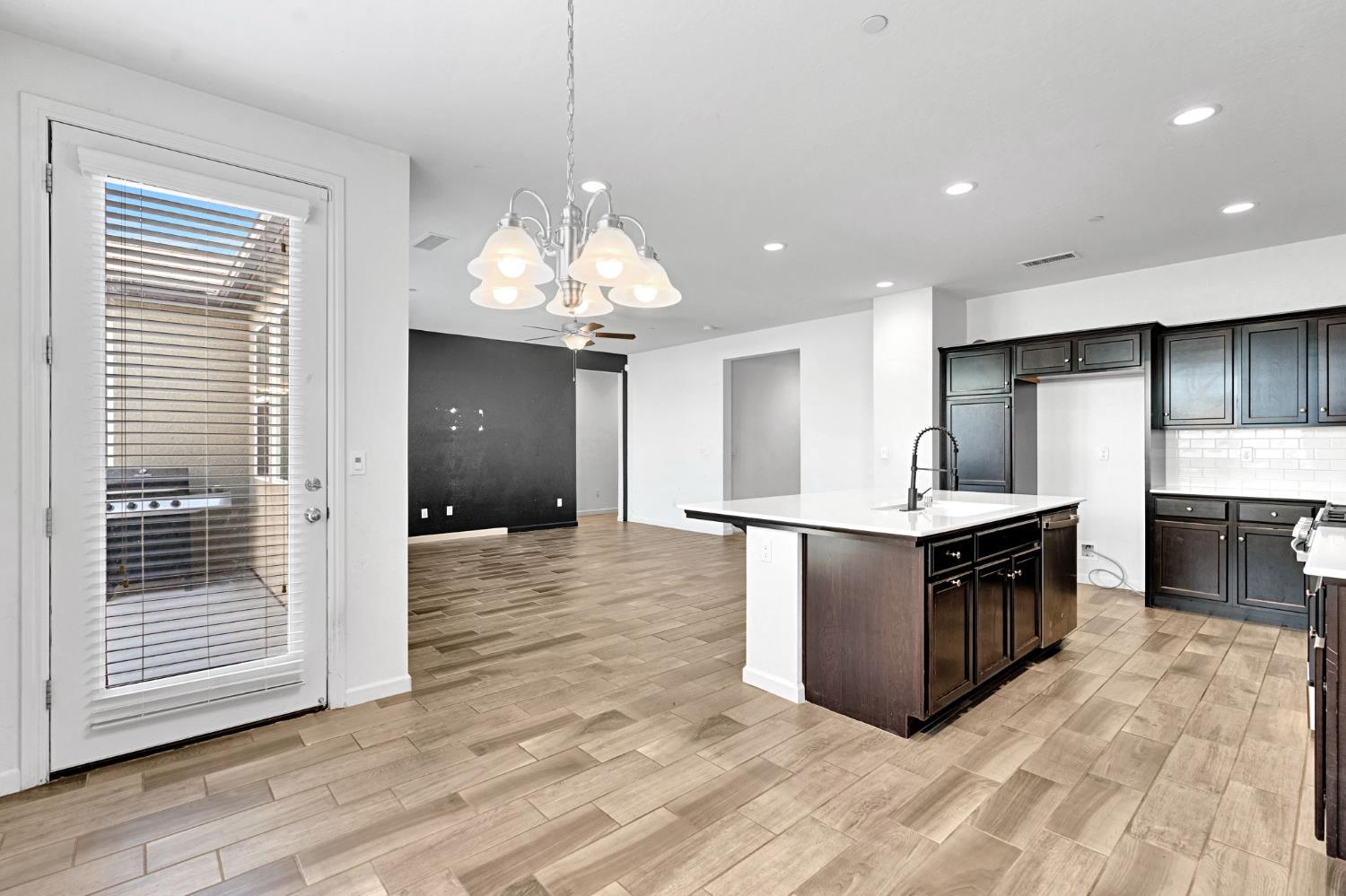 3037 Swift Ln, Clovis, CA 93619