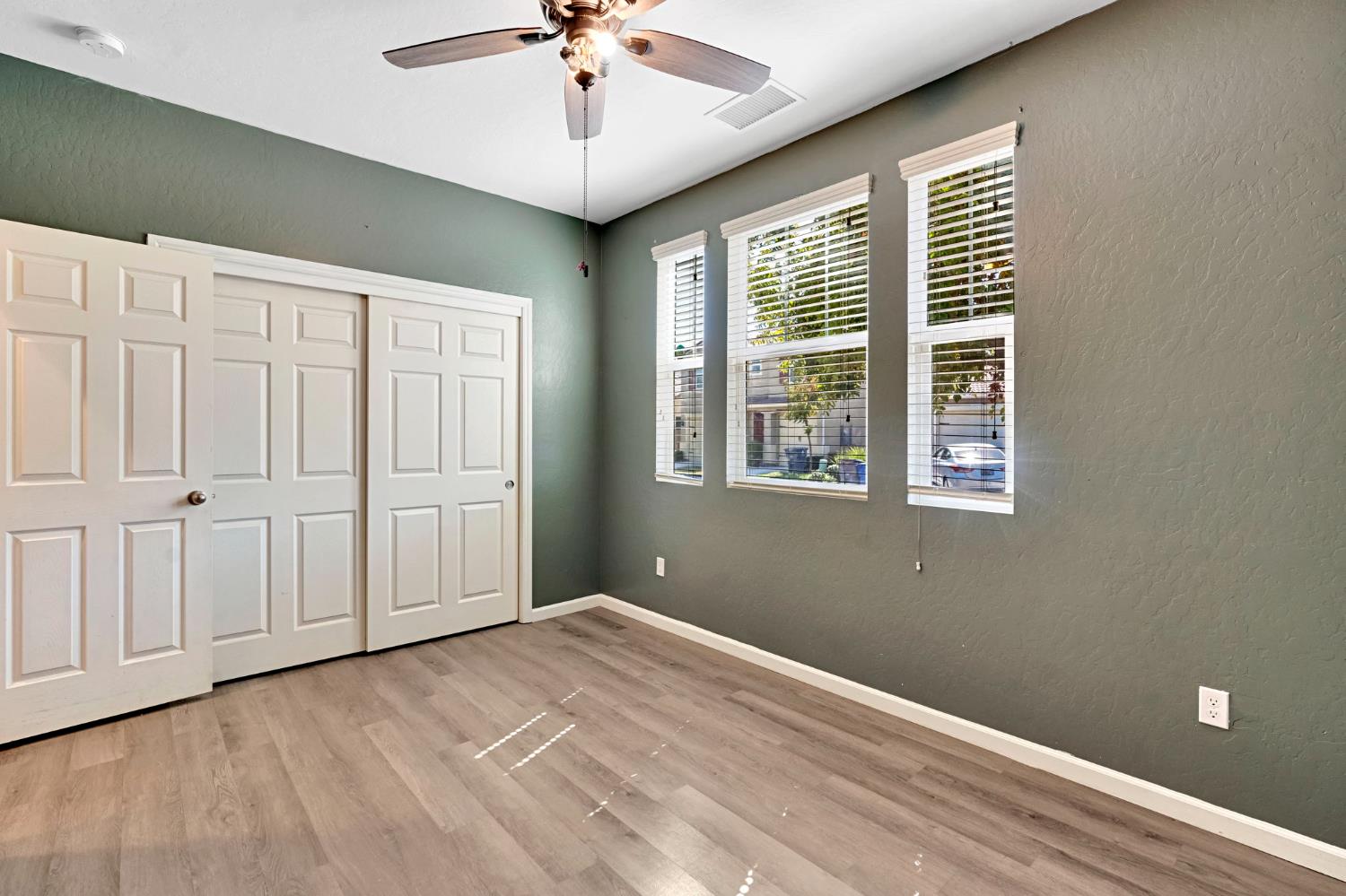 3037 Swift Ln, Clovis, CA 93619