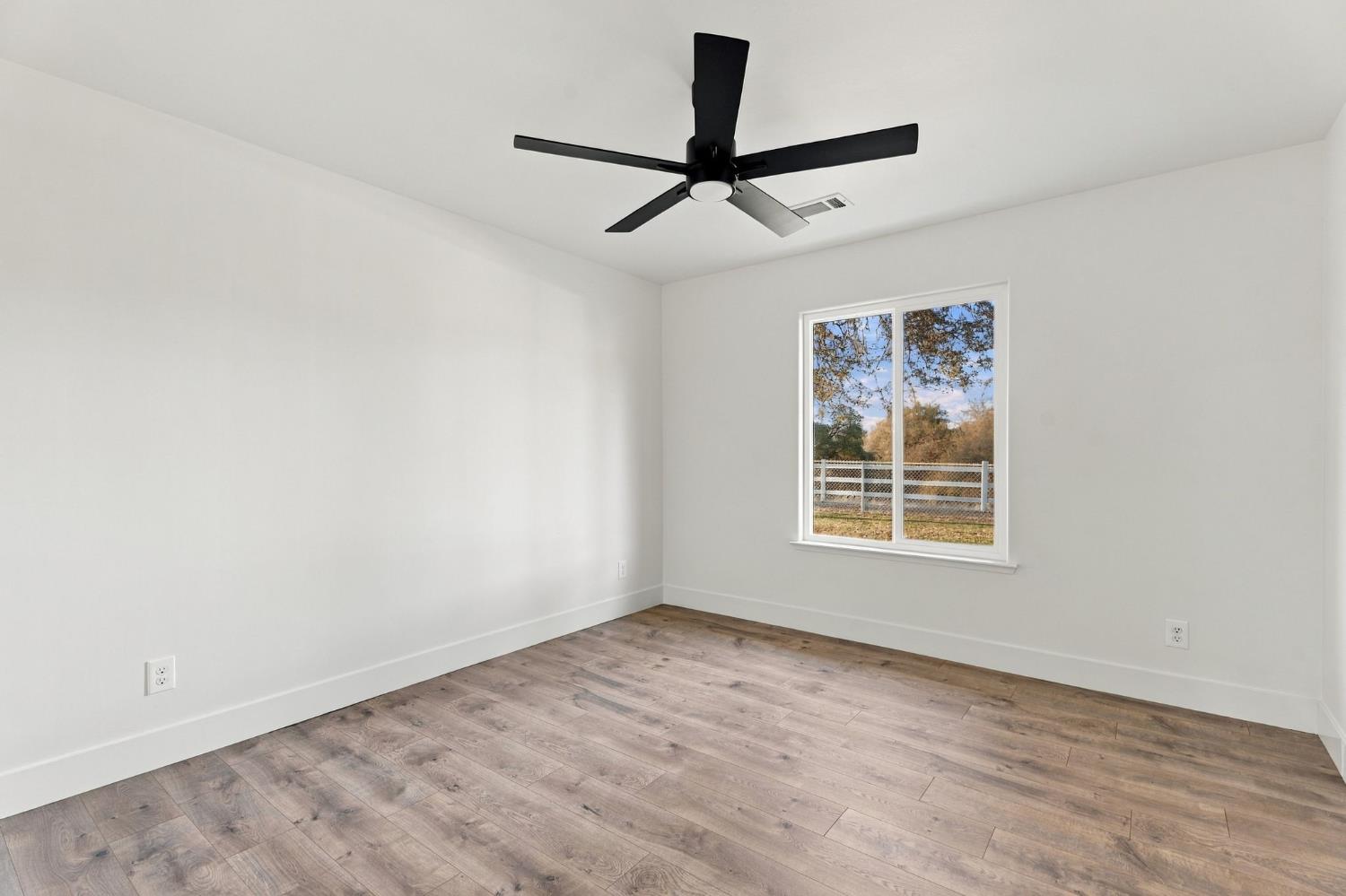 26882 Road 400, Madera, CA 93636