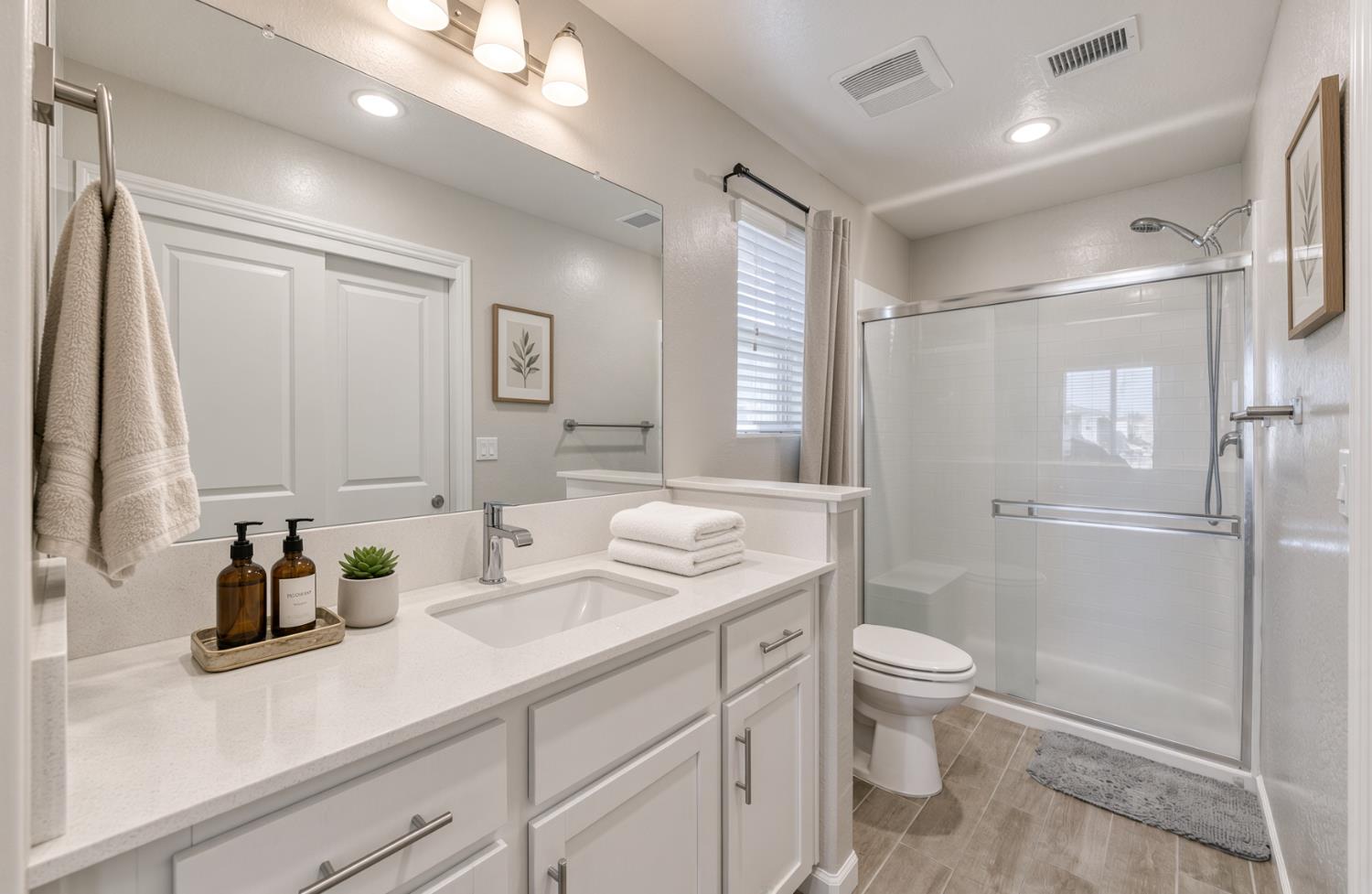 164 Arbor Dr S, Madera, CA 93636