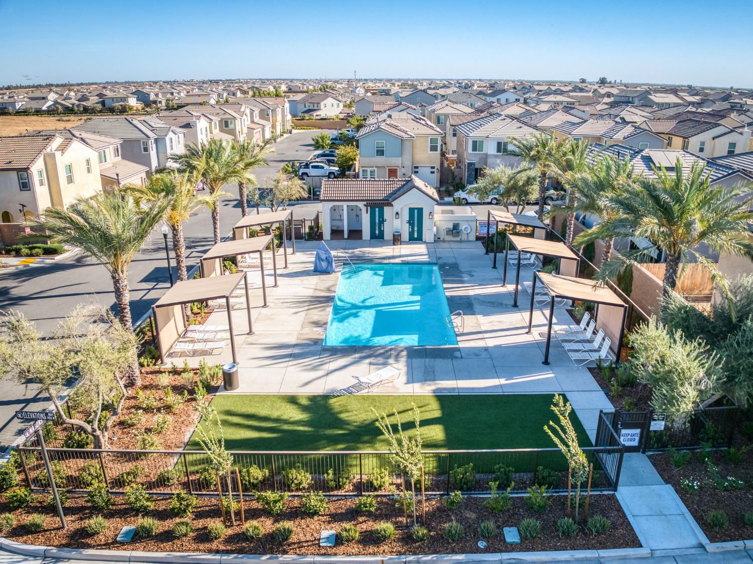 164 Arbor Dr S, Madera, CA 93636