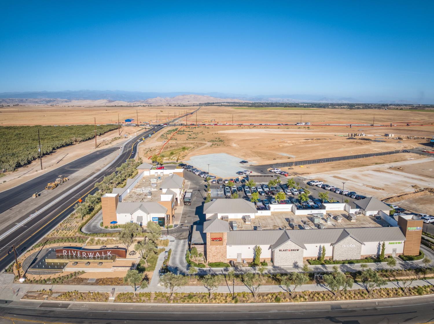 164 Arbor Dr S, Madera, CA 93636